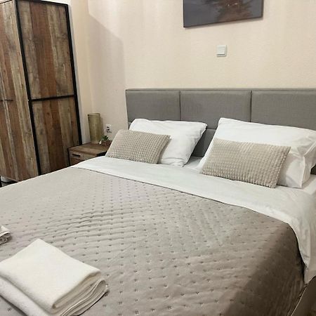 Golden Fleece Apartment Vipgreece Athen Eksteriør billede