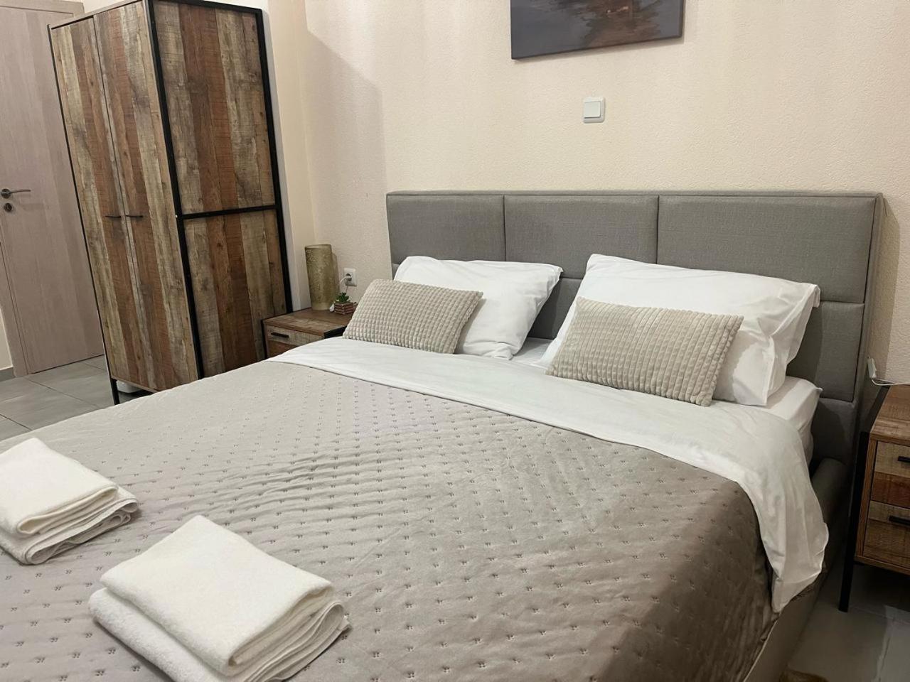 Golden Fleece Apartment Vipgreece Athen Eksteriør billede